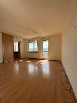 Priestranný 3-izbový byt s rozlohou 76 m² - 2