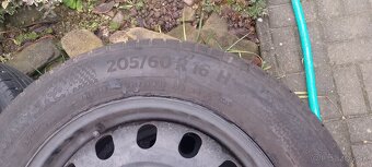 Zimne pneumatiky Continental R16 205/60 H - 2