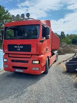 Man hakový nosič kontajnerov - 2