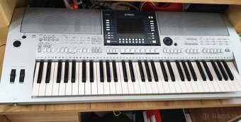 Predám Yamaha PSR-S710 - 2