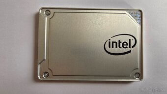 Predám 2,5" SSD Intel 545S 512GB - 2