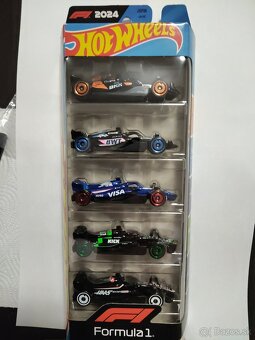 Hot wheels - 2