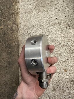 M50B25 / M52 olejový adaptér - 2