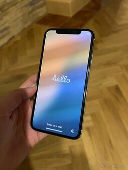 iPhone XS - 2