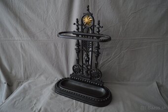 Liatinový stojan na dáždniky - 2