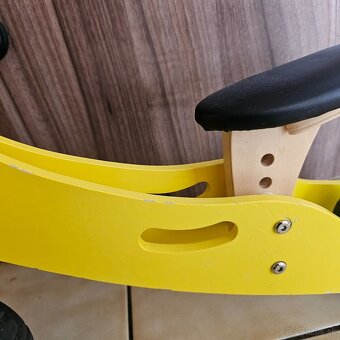 Drevené odrážadlo 2v1 mini žlté - 2