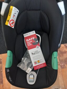 Nepoužitá úplne nová Cybex Autosedačka + základňa - 2