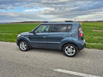 Predám Kia Soul 1.6 benzín r.v.2009 - 2