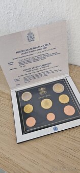 Vatikán 2022 sada 8 euromincí (BU) - 2