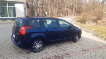 Peugeot 5008 - 2