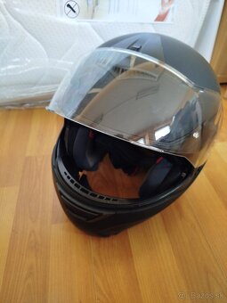 moto prilba / a aj iné - 2
