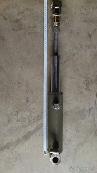 Predám hydraulický valec dvojčinný - 2
