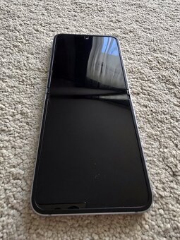 Samsung Z Flip 6 -- 4 mesacny - 2
