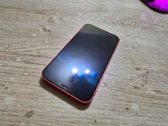Iphone 12 128gb v super stave na displeji nieje ani jeden sk - 2