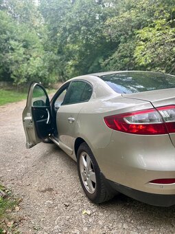 Renault Fluence 1.6 benzín K4M STK/EK 11/2026 - 2