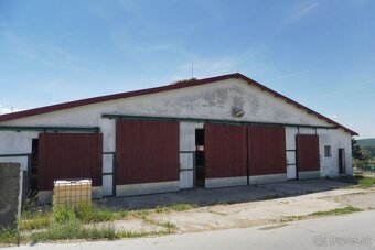 Na predaj poľnohospodársky objekt a pozemok 4.178 m2, Rozha - 2