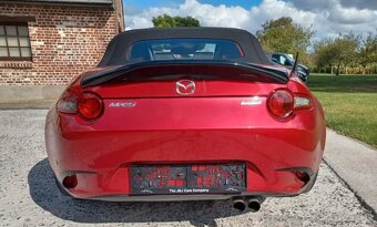 Mazda MX-5 1.5i - 2