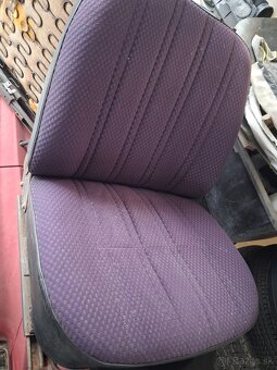 Škoda predné sedadlá - 2