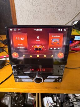 1 DIN vysuvacie radio - 2