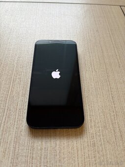 Predám iPhone 14 - 128 GB - farba Midnight - 2