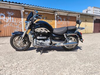 Triumph Rocket 3 - 2