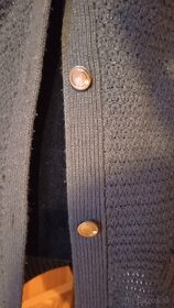 Dámsky šedý sveter na zapínanie - 2
