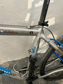Trekový bicykel - 2