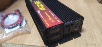 Menič napätia 12V / 24V na 230V čistý sínus - 2