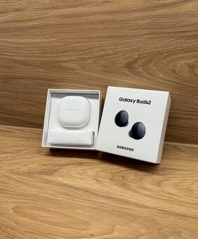 Samsung Galaxy Buds 2 - 2
