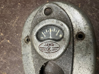 Predám poškodený ampérmeter s ukazovatelom JAWA ČZ - 2