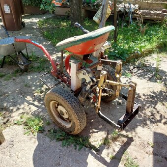 nosič náradia s hydraulikou za UNISystém, Tera, Vari - 2