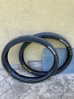 Plášte / Gumy 2x SCHWALBE 26x2.25 a 2x MAXXIS 29x2.4 - 2