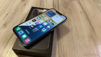 Vymenim iPhone 13 Pro Graphite 128gb v povodnom stave - 2