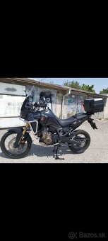 Predam Honda Africa Twin 1000. - 2