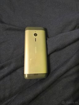 Nokia 230 voľná čierna v dobrom stave plne funkčný ide na 1 - 2