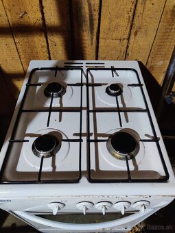 Darujem za odvoz plynovy sporak - 2