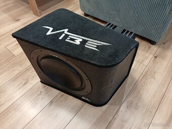 Subwoofer so zosilovačom do auta - 2