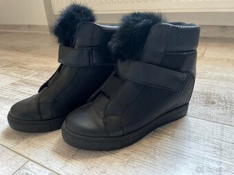 Členkové čižmy veľ 35 - 2