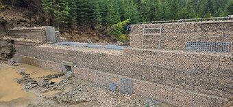 Hladam pracu na Gabionove kose ,ploty - 2