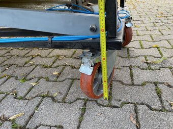 Predam zdvizny / noznicovy stol - 2