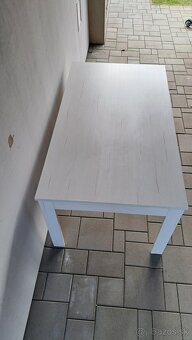 Jedálenský stôl - 2