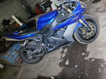 r1 2004 yamaha - 2