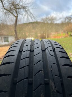 Continental PremiumContact 7 225/45 R17 94V XL - 2