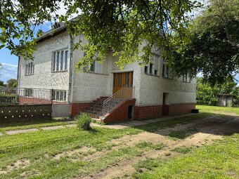 Dom v obci Lekarovce - 2