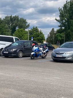 SUZUKI HAYABUSA gsxr1300 - 2