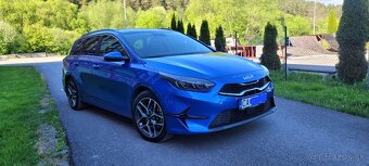 KIA Ceed SW 1,5 T-GDi 7DCT Platinum+Safety Pack - 2