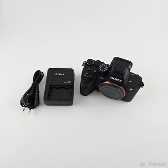 Sony A7 IV – 10 500 uzávierka - 2