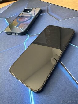 Predám kancelársky IPhone 13 128GB super stav - 2
