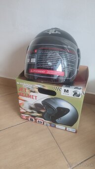 Motocyklova helma - 2