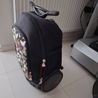Školská taška Nikidom Roller UP XL Butterfly (27l) - 2